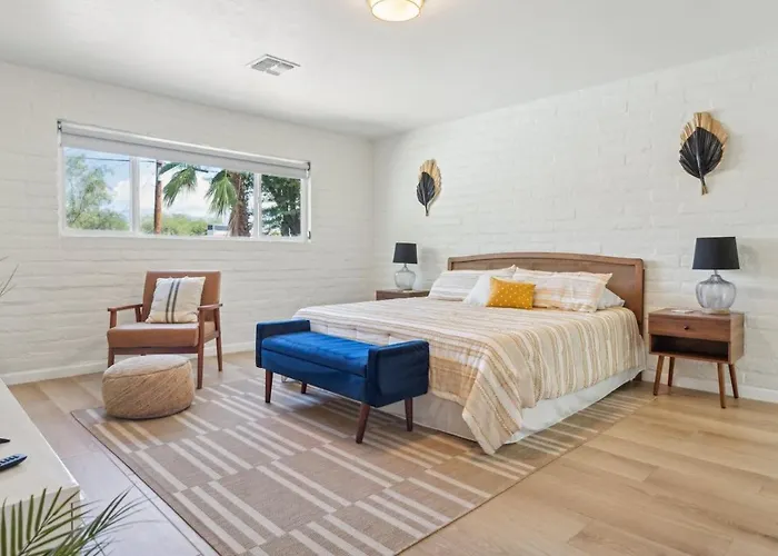Charming 3br Midtown W Pool