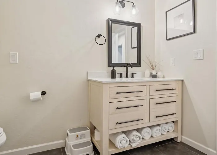 Charming 3br Midtown W Pool Holiday home Tucson