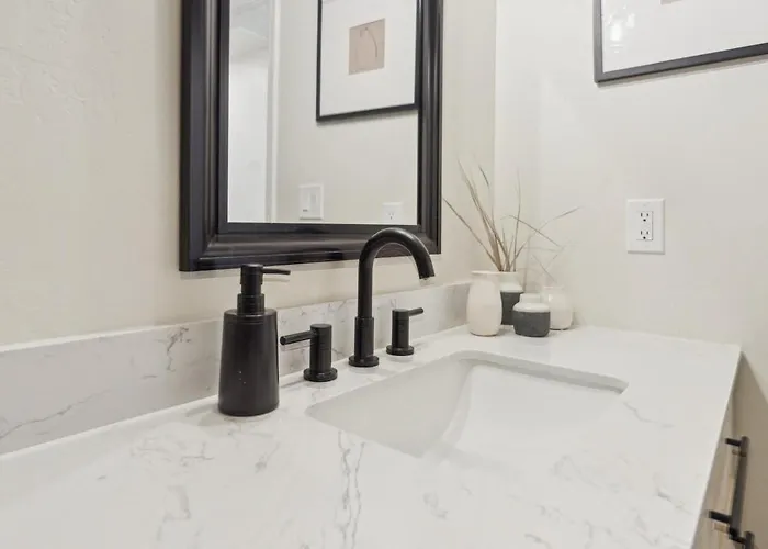 Charming 3br Midtown W Pool * Tucson